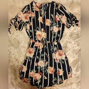 J for Justify dress. Size Small. Blue/white striped floral dress